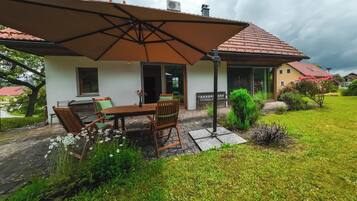 Tempat makan outdoor