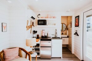 House - New Cowgirl Shipping Container Home (Alpine)