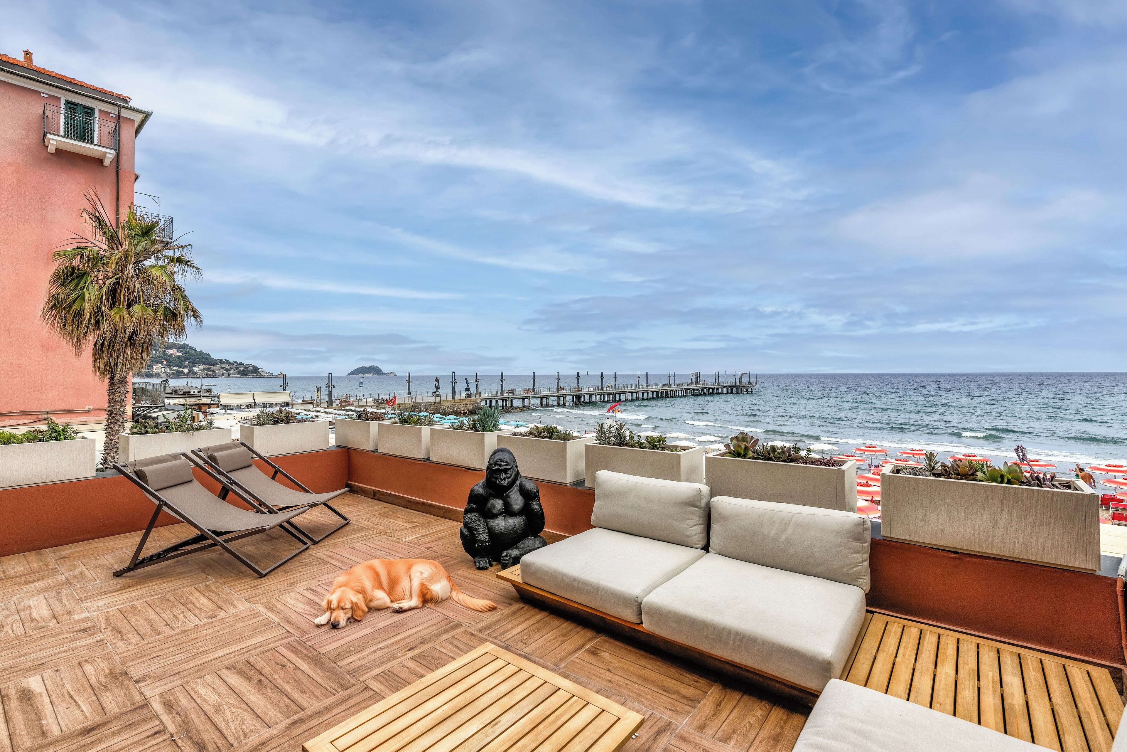 Phòng Suite Cao cấp, quang cảnh biển | Hiên