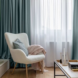 Apartment - Holt s Sublime Minty Fresh 1BR on the Park (Bucharest)