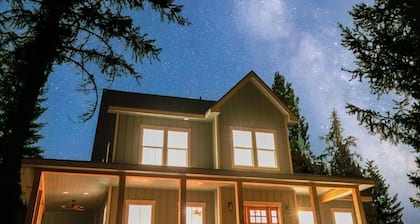 Cozy Escape at Moose Hollow