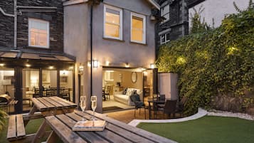 Ferienhaus | 8 Schlafzimmer, Internetzugang