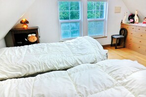 3 chambres, bureau, Wi-Fi gratuit, draps fournis