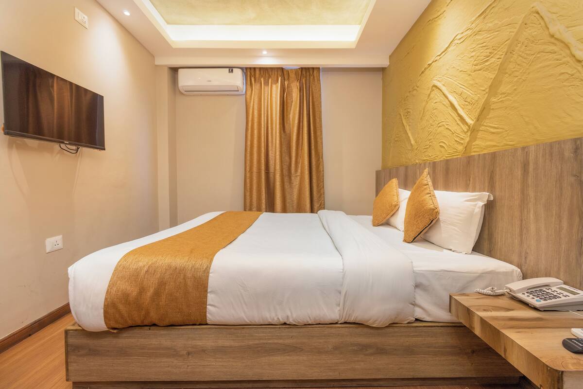 Standard Double Room | Hypo-allergenic bedding, individually decorated, individually furnished