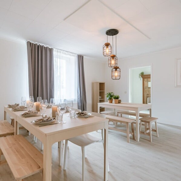 House | 6 bedrooms, Internet - Lovely Andr Farm in the Greenery of Kortrijk (Kortrijk)