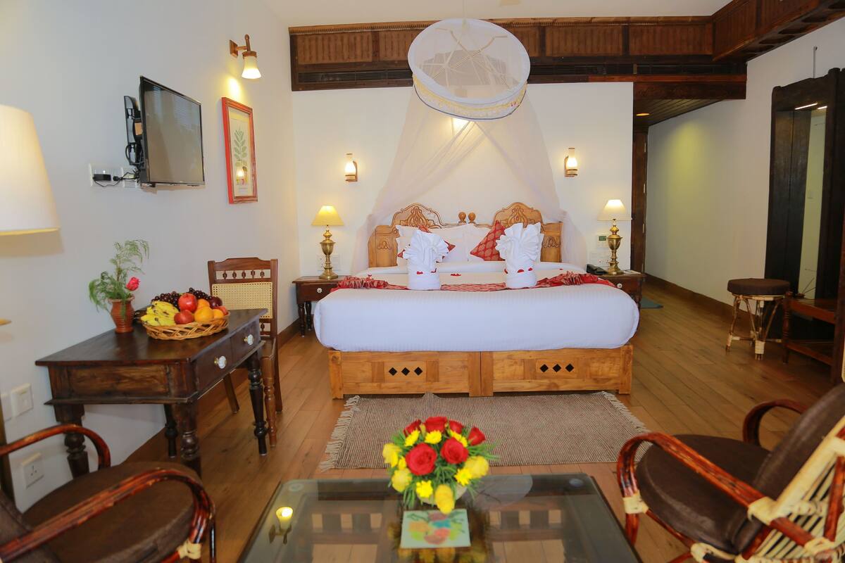 Kamar Double Comfort, balkon, pemandangan bukit | Kedap suara, setrika/meja setrika, dan Wi-Fi gratis