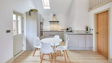 House | 2 bilik tidur