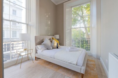 Stunning Notting Hill Apartment (PS4)