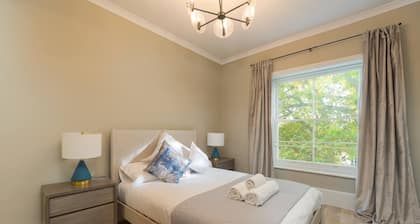 Gorgeous Apartment by the Park (PS6)