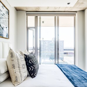 Apartment | 2 bedrooms, Internet - Deluxe Urban Retreat Summit on Quarter (Cape Town)