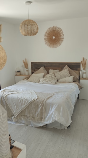 3 bedrooms, WiFi, bed sheets - Maison de Plein Pied, au Calme, sur 1650 M2 de Terrain Entièrement Aménagé (Garéoult)