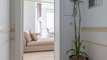 5 bedrooms, Internet