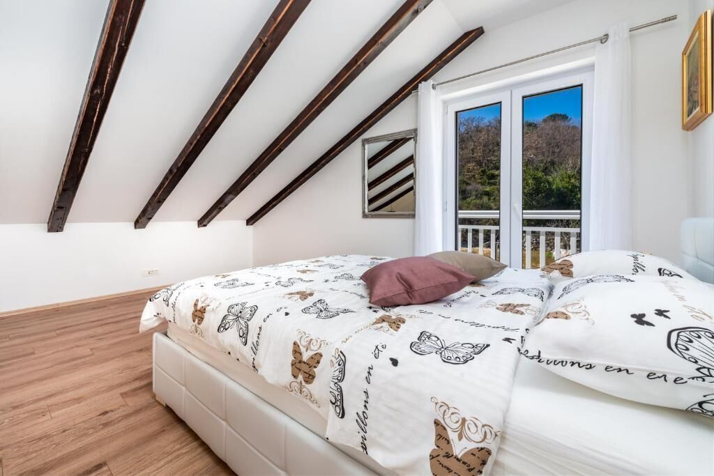 3 室のベッドルーム、アイロン / アイロン台、WiFi、ベッドシーツ