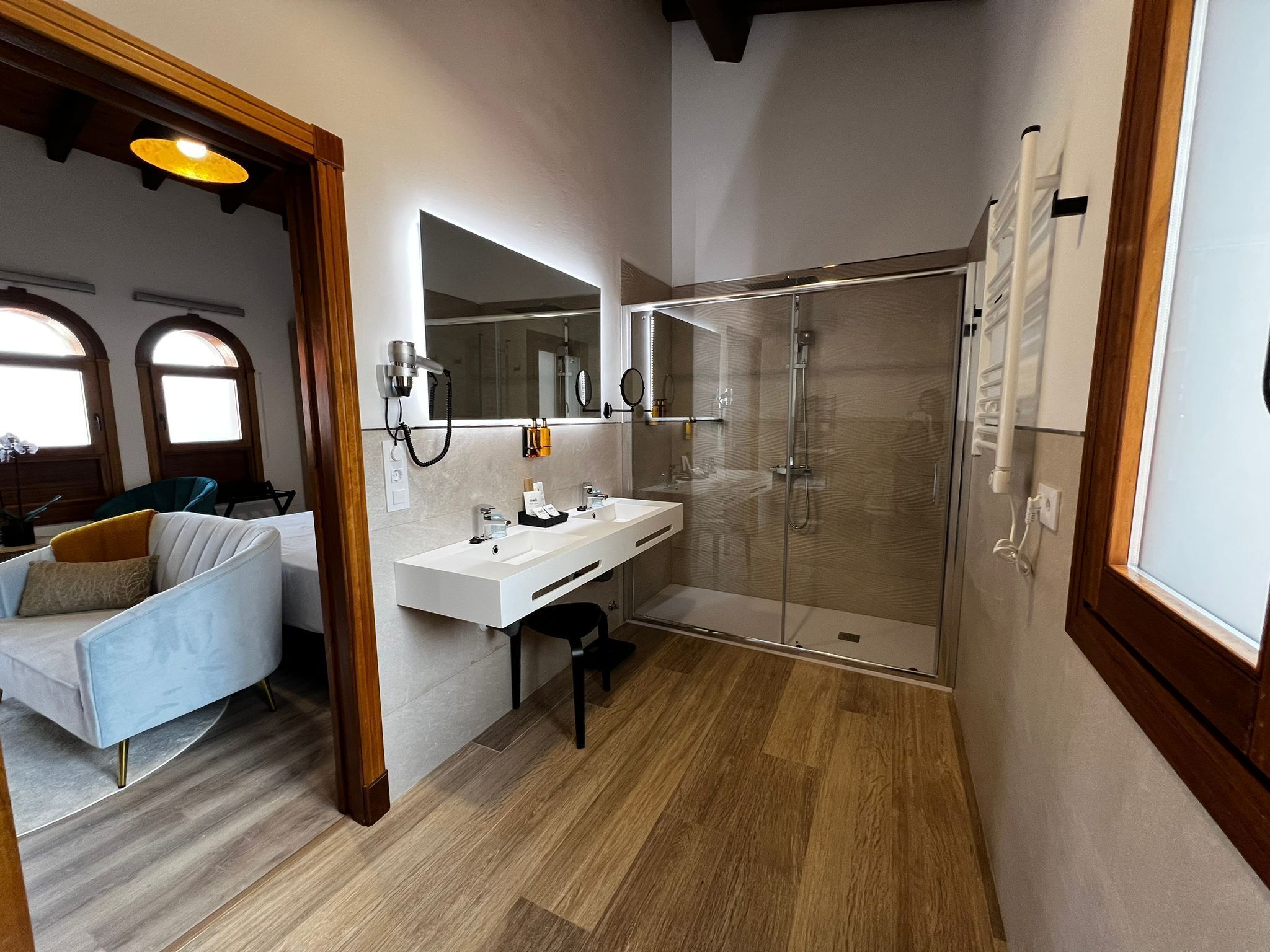 Suite estudio junior | Baño | Secador de pelo