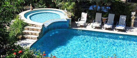 Apartment, 2 Bedrooms, Smoking, Balcony | Pool