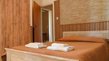 2 bedrooms