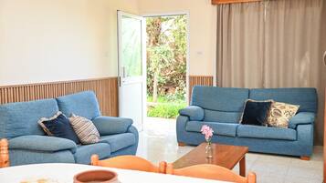 Apartamento, 2 habitaciones, fumadores, balcón | Sala de estar