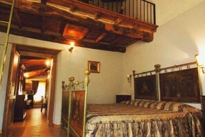 1 chambre, fer et planche Ă repasser, Wi-Fi, draps fournis