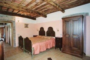 1 sovrum, strykjärn/strykbräda, wi-fi och sängkläder