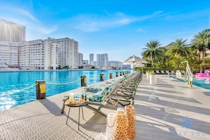 Room - Infinite View Balcony Amazing Pool Gym (Hallandale Beach)