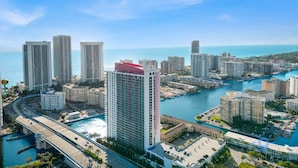 House | Internet - Amazing Apartment Ideal South Florida Getaway (Hallandale Beach)