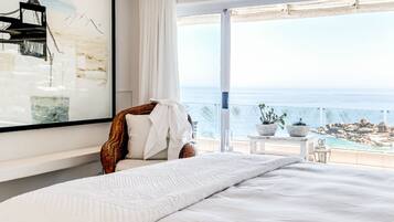 Villa | 6 bedrooms, iron/ironing board, Internet