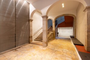 Apartment | 3 Schlafzimmer, Bügeleisen/Bügelbrett, Internetzugang