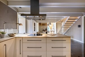 公寓 | 3 多间卧室、熨斗/熨衣板、高速上网