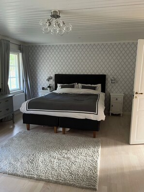 3 bedrooms - Charming Property With Private Pool (Marsta)