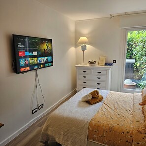 2 Schlafzimmer, Bügeleisen/Bügelbrett, WLAN, Bettwäsche