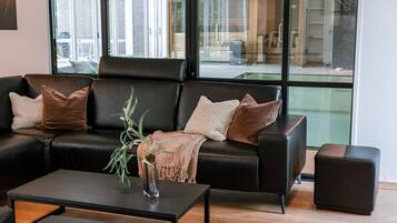 House | 6 bedrooms, Internet