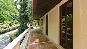 Standard Room, City View | Terrace/patio