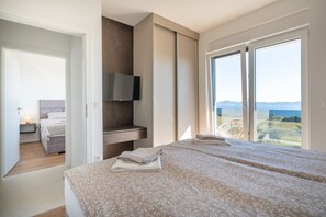 3 chambres, fer et planche Ă repasser, Wi-Fi gratuit, draps fournis
