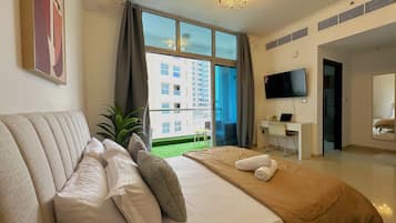 经典开间, 私人浴室, 城市景观 | 迷你吧、特色装修、特色家居、办公桌