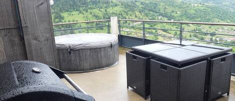 Bain à remous extérieur