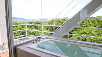 室外 SPA 浴池
