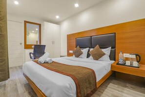 Habitación doble Deluxe | Insonorización, wifi gratis y ropa de cama