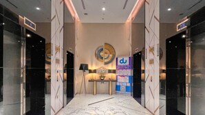 House - Quasi-hotels Zada Luxe Comfort in Business Bay 1BR (Dubai)