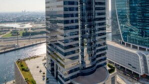 House - Quasi-hotels Zada Luxe Comfort in Business Bay 1BR (Dubai)