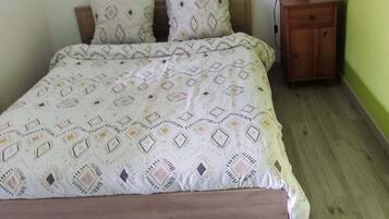 1 bedroom, iron/ironing board, WiFi, bed sheets