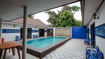 Villa, River View