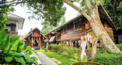 Pastela Doi Saket Villa & Spa