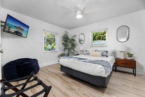 2 bedrooms, desk, iron/ironing board, free WiFi