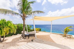 3 bedrooms, Internet - Kas di So o Ocean Front Luxury Villa (St. Marie)