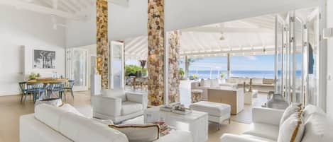 Villa | 3 bedrooms, Internet