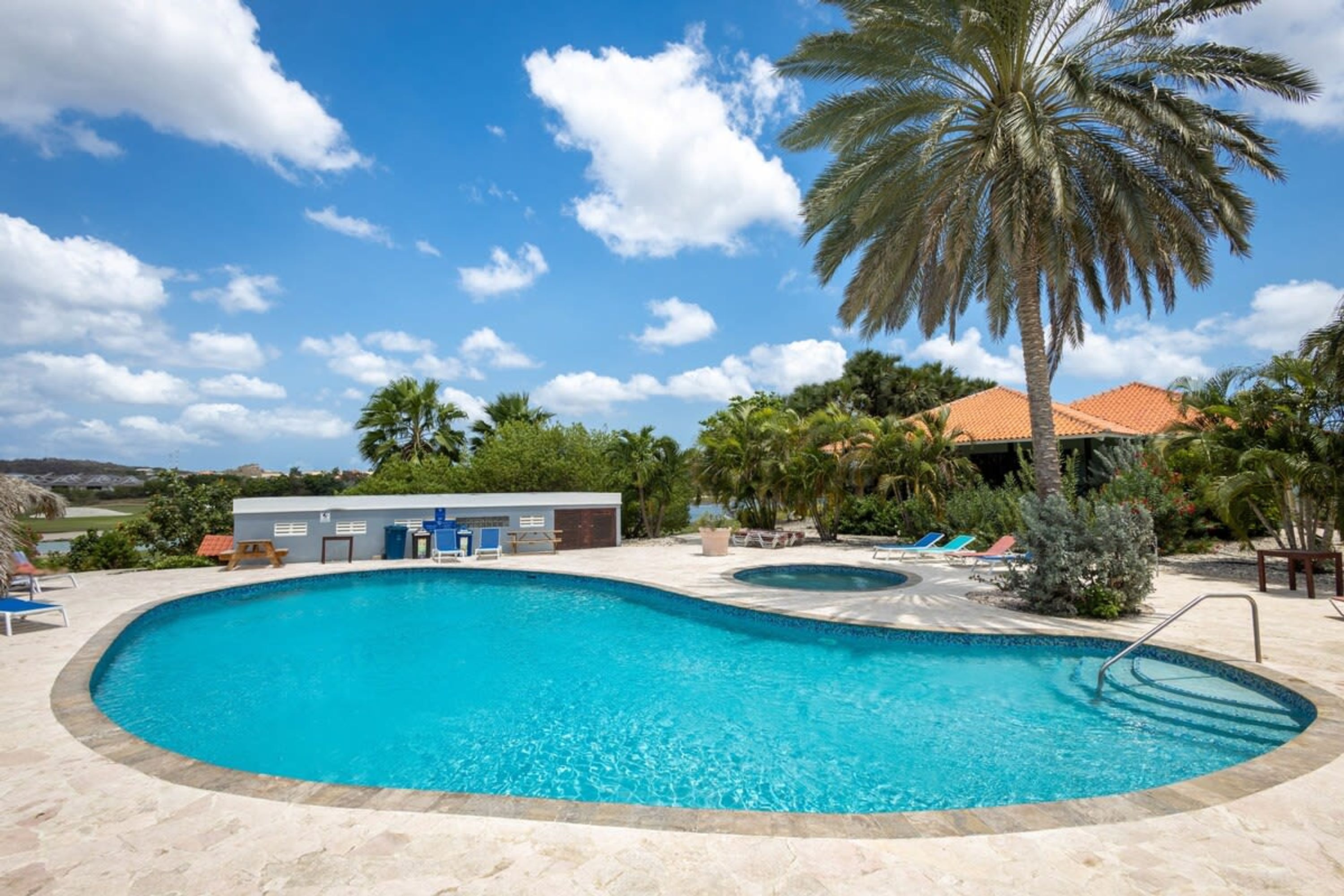 公寓 | 3 多间卧室、高速上网