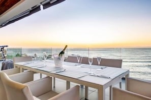 House | 3 bedrooms - Stylish Penthouse w Private Pool and Parking Houghton Penthouse (Cape Town)