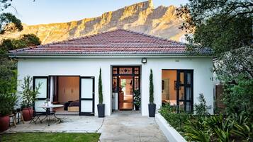 Villa | 2 bedrooms, Internet