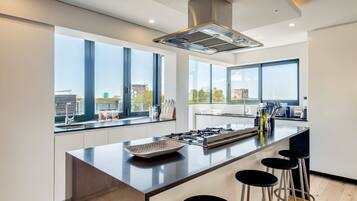 Apartment | 3 bedrooms, Internet