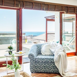 Villa - Alluring Seaside Retreat w Pool Stella di Mare (Cape Town)